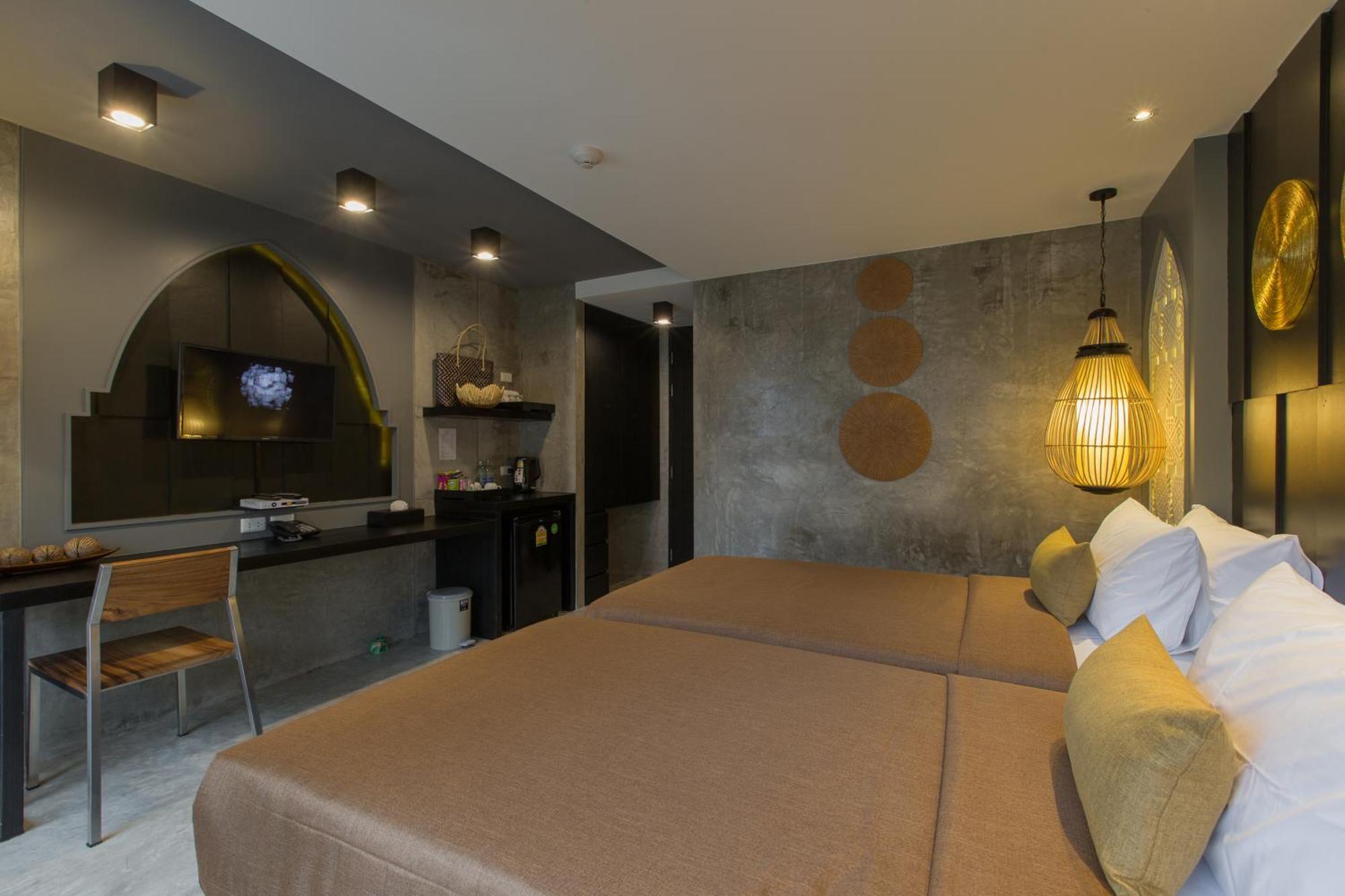 Patong Signature Boutique Hotel Kültér fotó