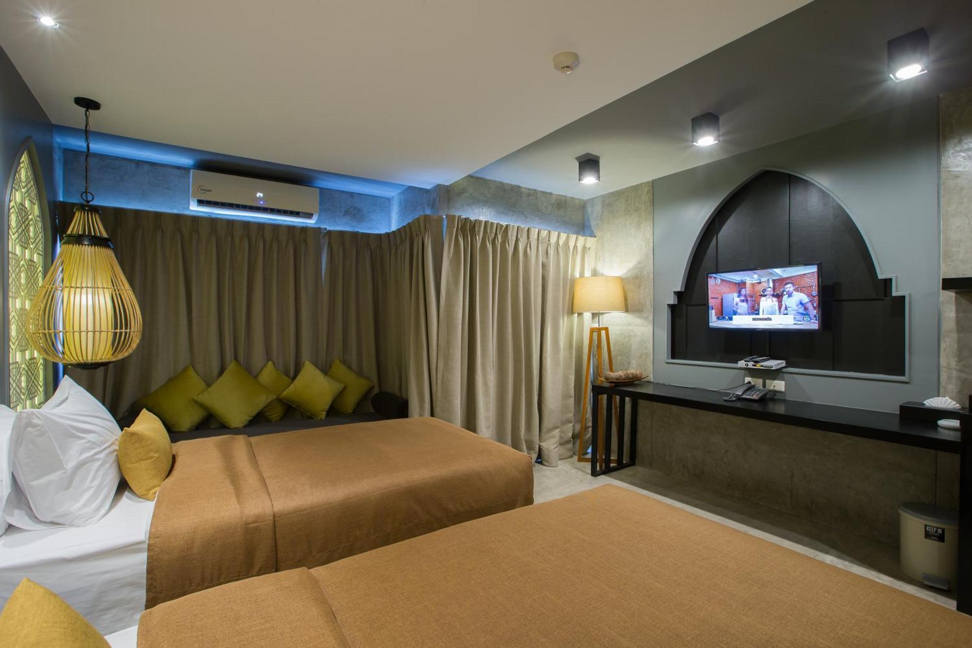 Patong Signature Boutique Hotel Kültér fotó