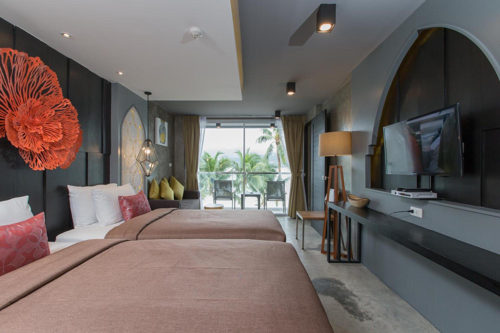 Patong Signature Boutique Hotel Szoba fotó