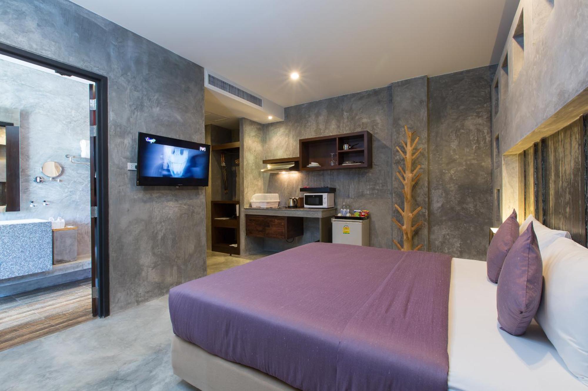 Patong Signature Boutique Hotel Szoba fotó